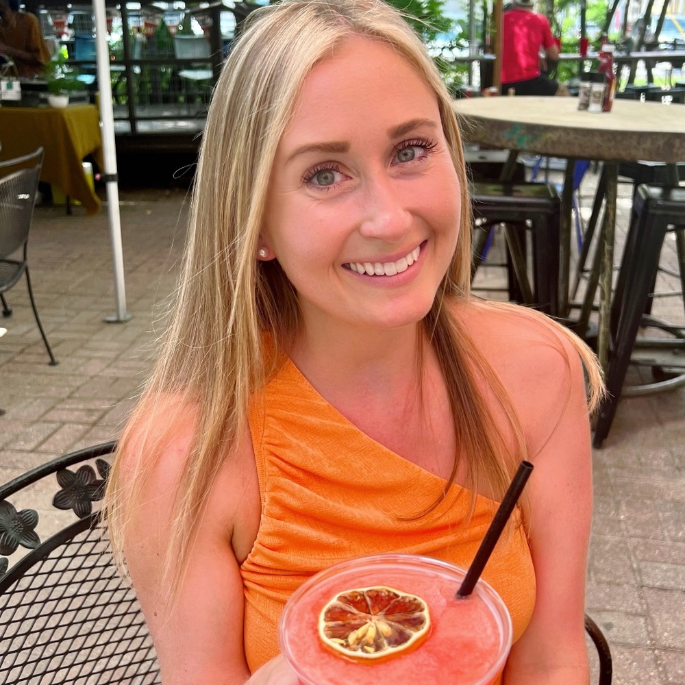 Meet your Posher, Tiffany